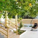 Villa Lemon Leaf *