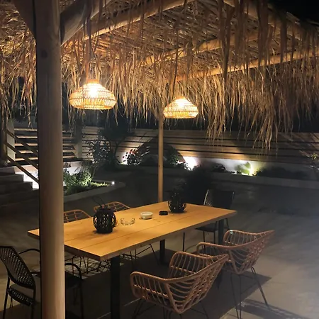 Lemon Leaf Villa