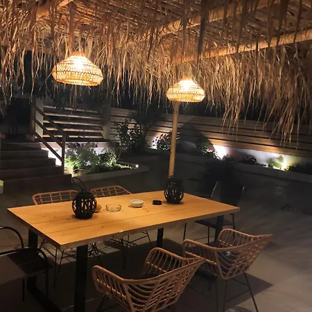 Villa Lemon Leaf *